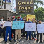 Belum Bayar Gaji dan THR, Apartemen Grand Tropic Suites Didemo Karyawan