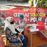 Percepat Menuju Herd Immunity, Dokkes Polres Cilegon Gelar Vaksin di Dua Gerai