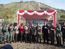 Pangdam Kick Off Pelestarian Alam, Prajurit Kodam IX/Udayana Tanam Ribuan Pohon