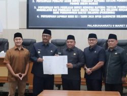 Rapat Paripurna DPRD, Bupati Sukabumi Sampaikan Pentingnya Produk Hukum Daerah Sebagai Instrumen Kebijakan