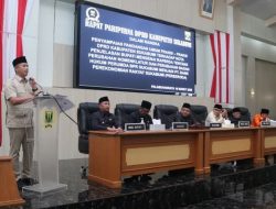 Bupati dan Wakil Bupati Sukabumi Hadiri Rapat Paripurna DPRD Agenda Penyampaian Pandangan Fraksi